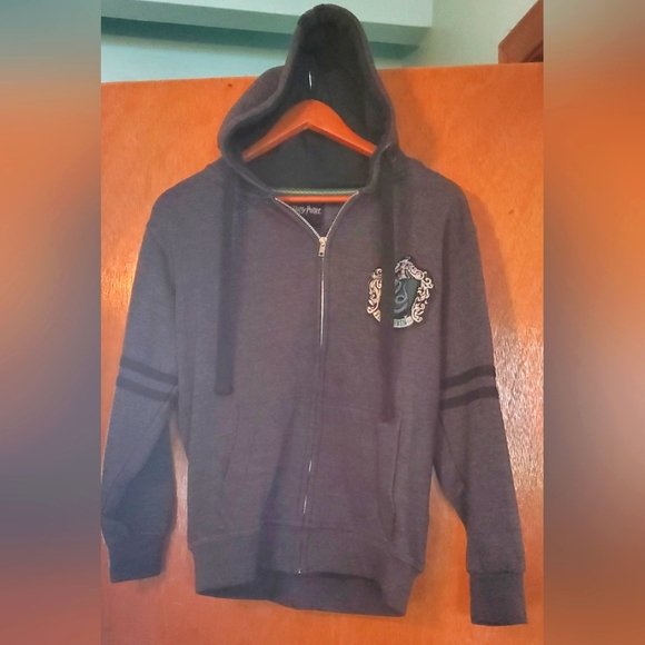 Harry Potter Slytherin House Sweater, size XS, UK Edition - Picture 1 of 7
